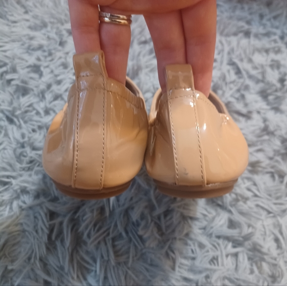 Excellent Condition Vince Camuto Ronjilta Tan Flats Womens Size 7.5 Square Toe - Picture 4 of 8